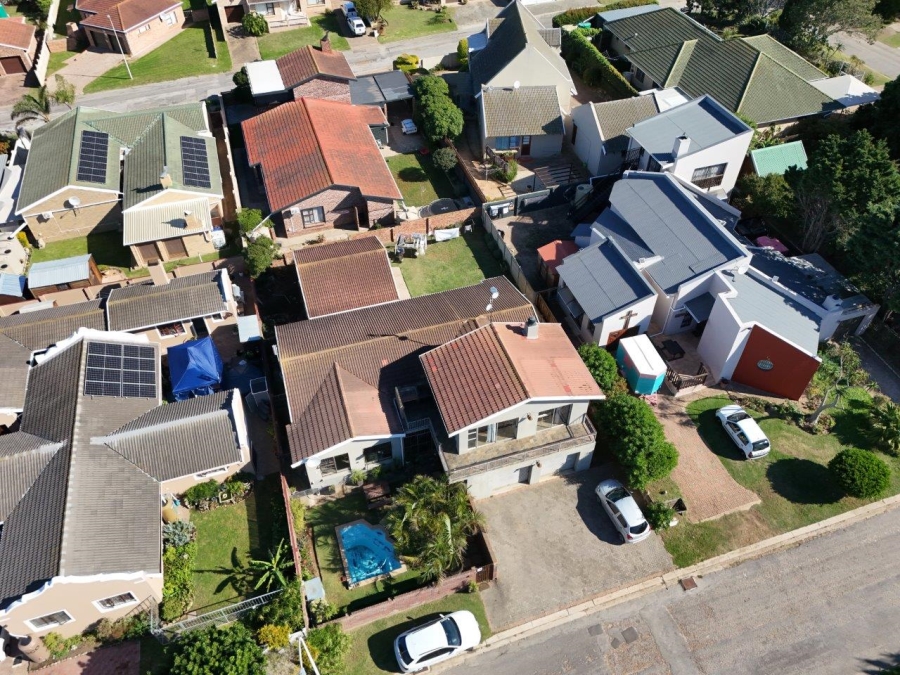 4 Bedroom Property for Sale in Noorsekloof Eastern Cape